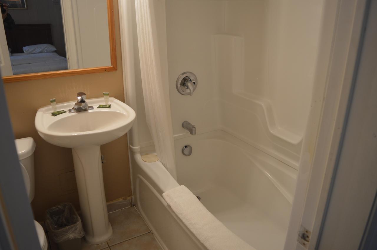 Parkview Motel Guelph Dış mekan fotoğraf